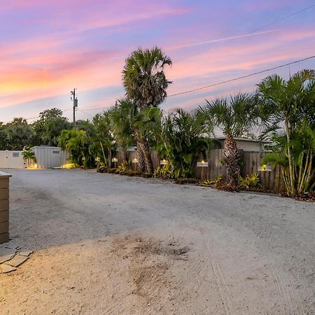 Boutique Vacation Rental Complex At Beach Cocoa Beach Eksteriør billede
